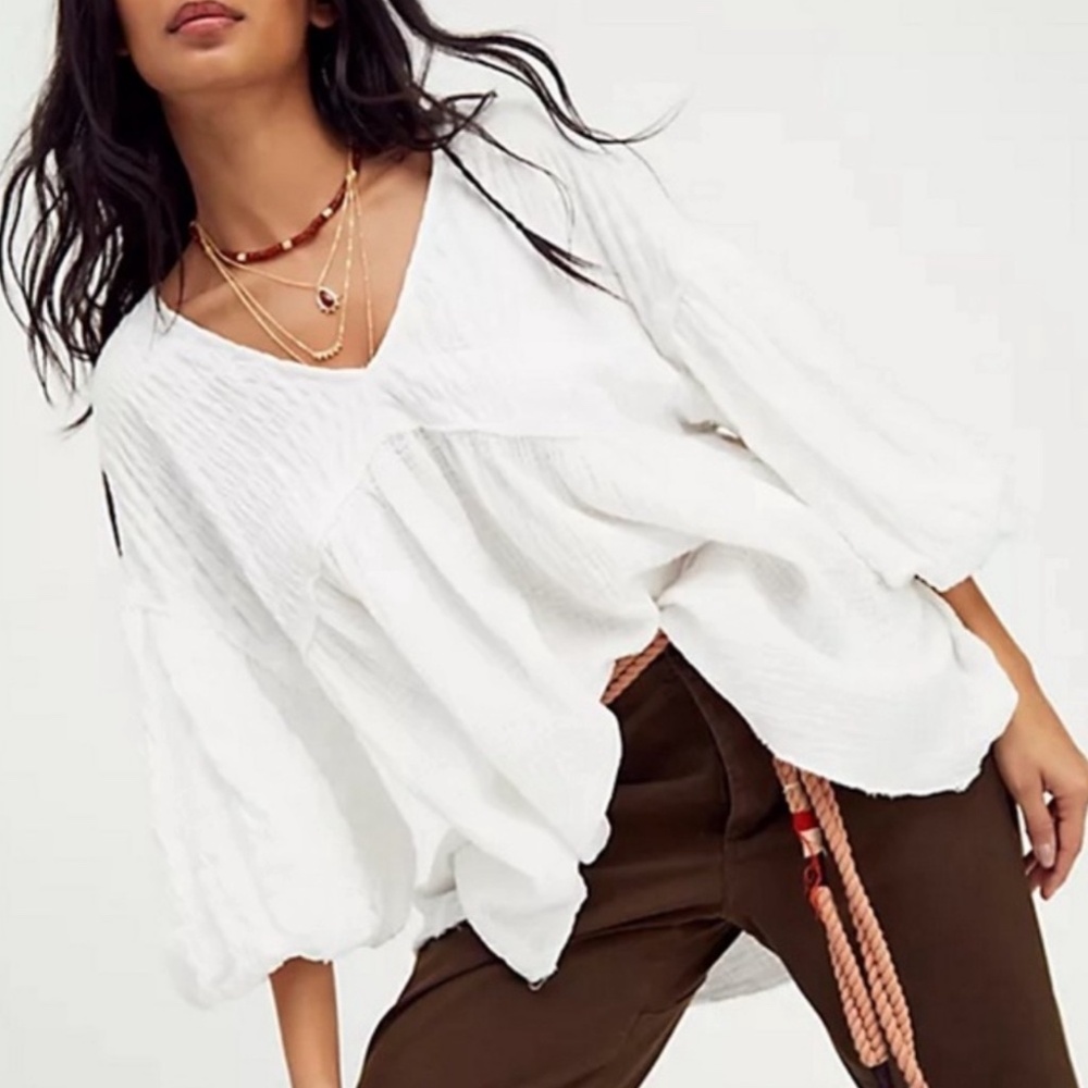 Free People White Textured V-Neck Peasant Top